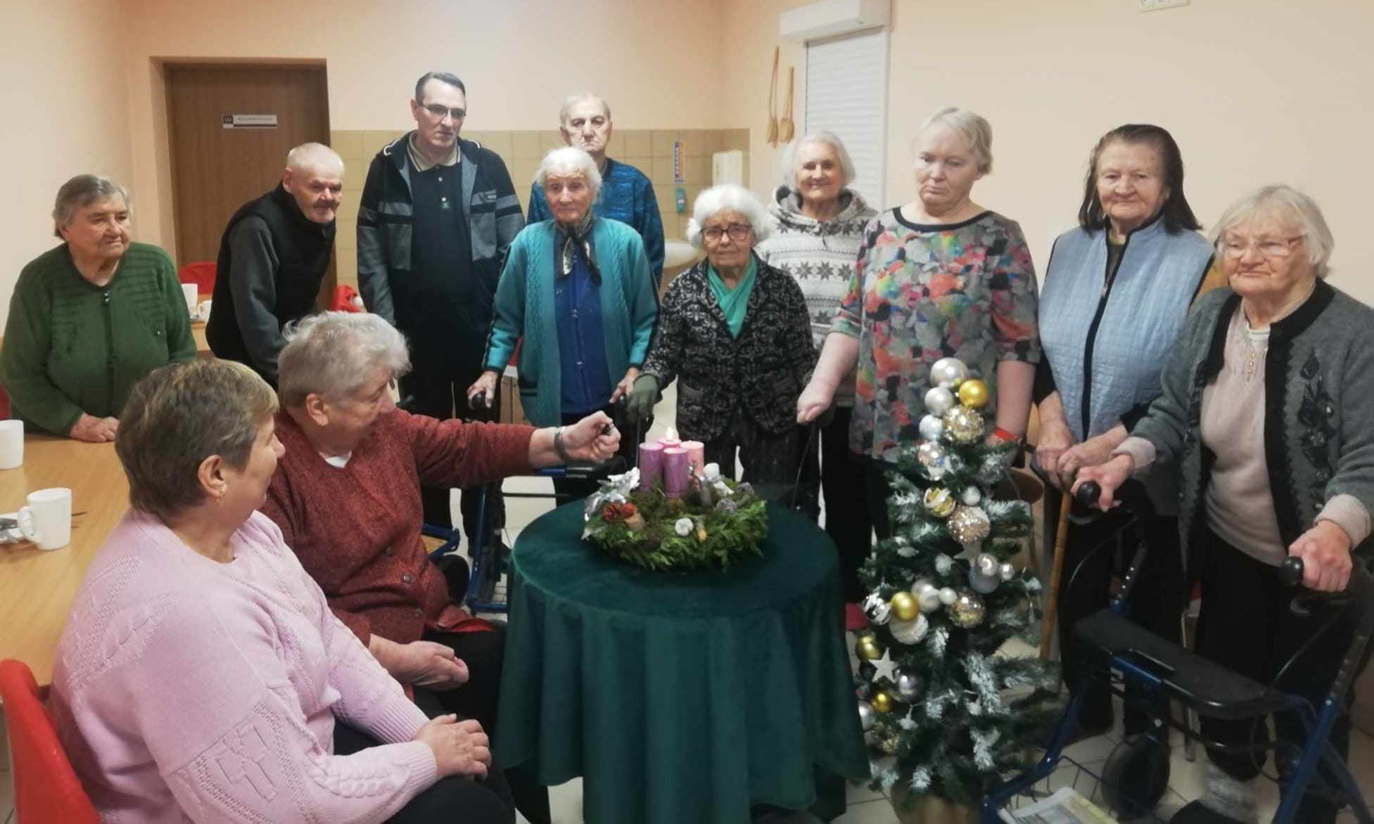 Jau uždegtos tris Advento žvakės